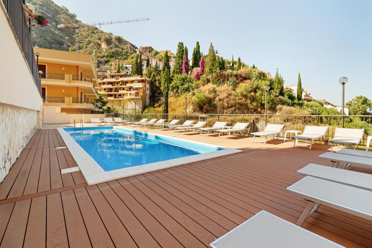 Calipso Big Apt With Sea View, Parking & Pool Taormina Zewnętrze zdjęcie